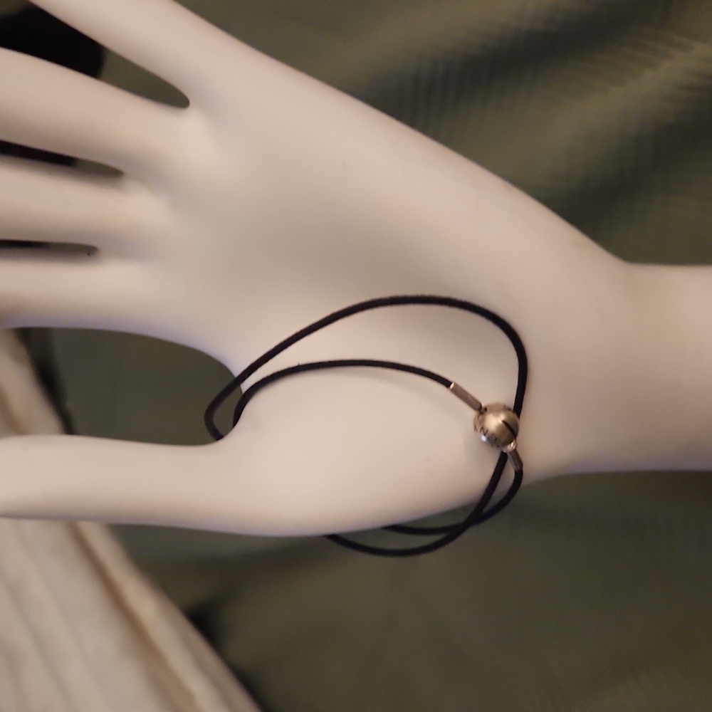 Pandora leather cord bracelet - Picture 4 of 4